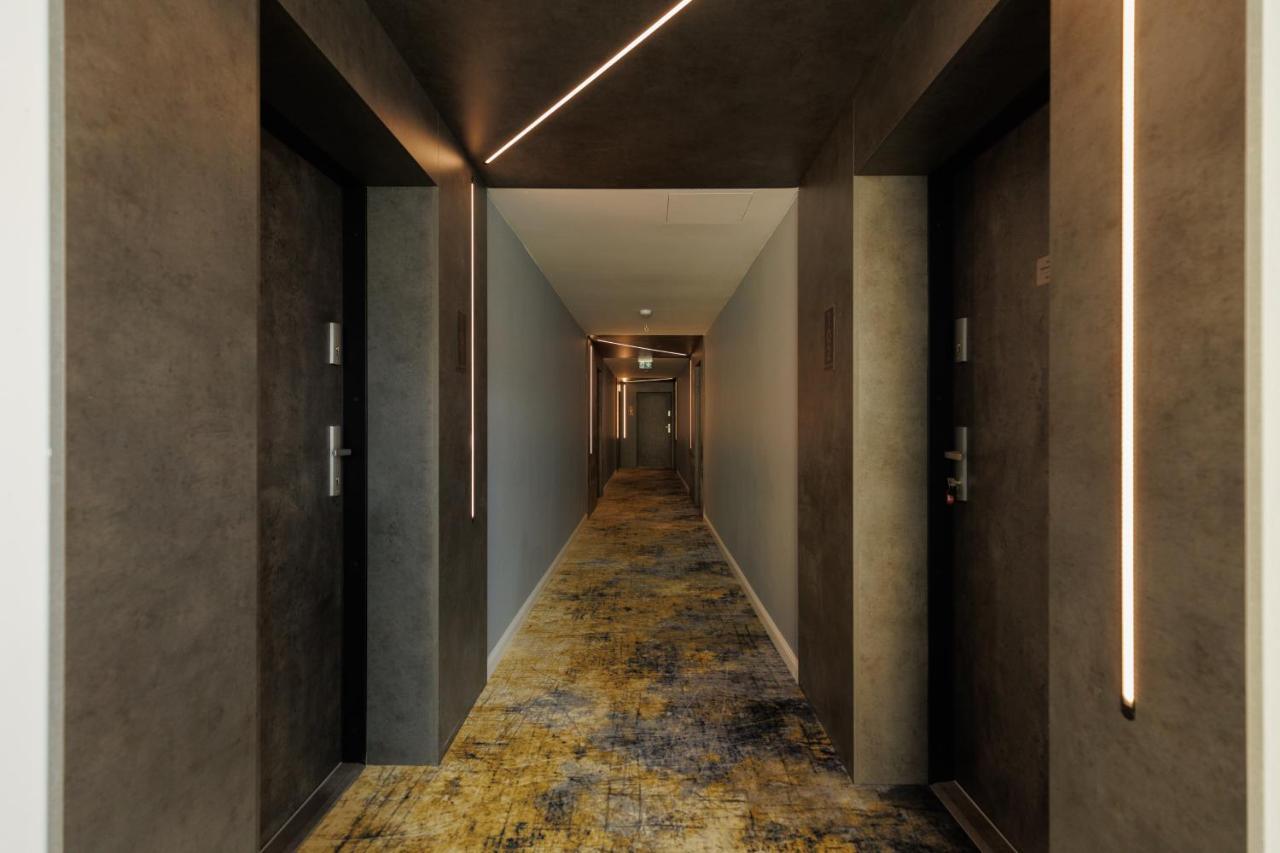 Villa Bauhaus Wellness Apartman 希欧福克 外观 照片